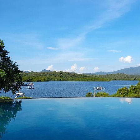 Naya Gawana Resort & Spa Banyuwedang Extérieur photo