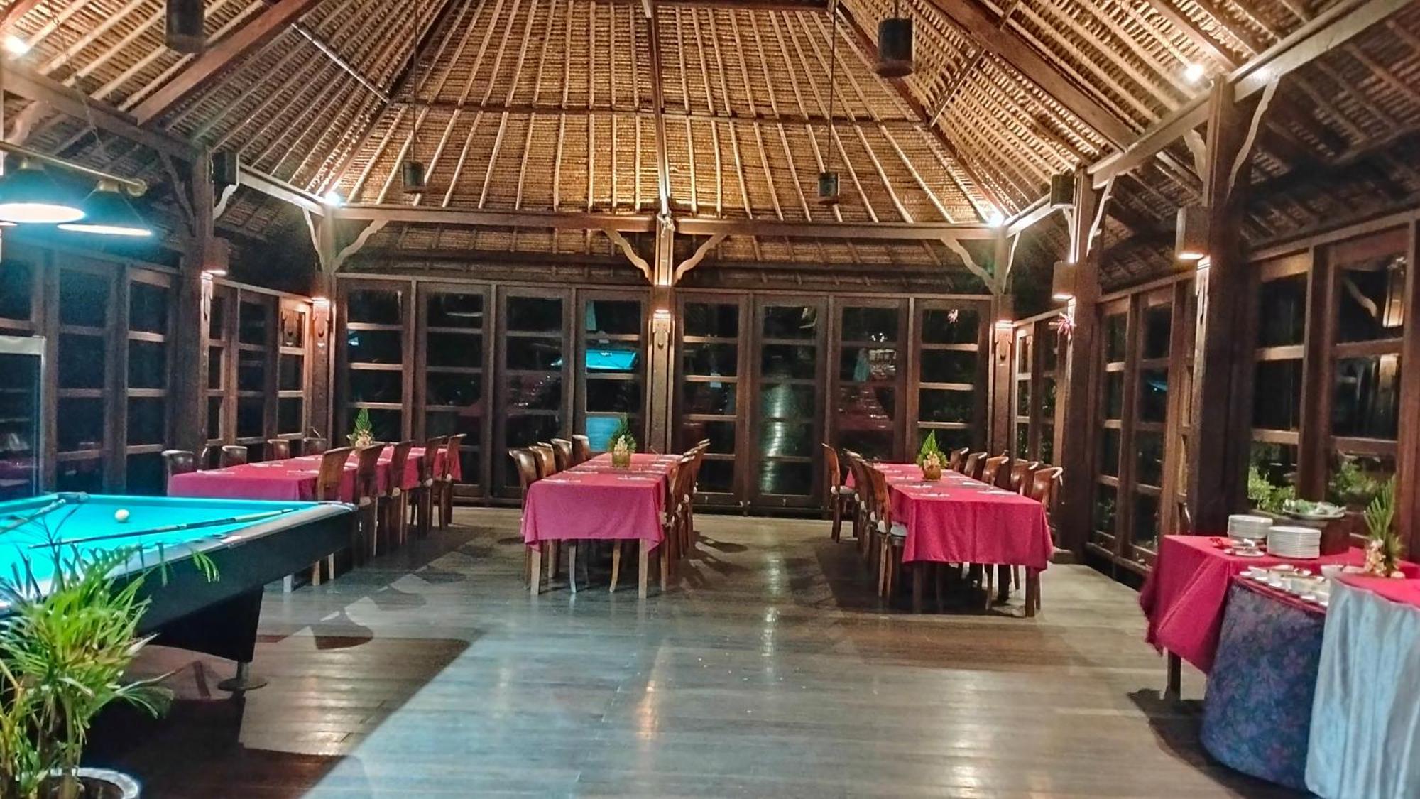 Naya Gawana Resort & Spa Banyuwedang Extérieur photo