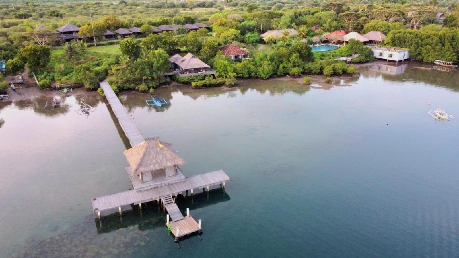 Naya Gawana Resort & Spa Banyuwedang Extérieur photo