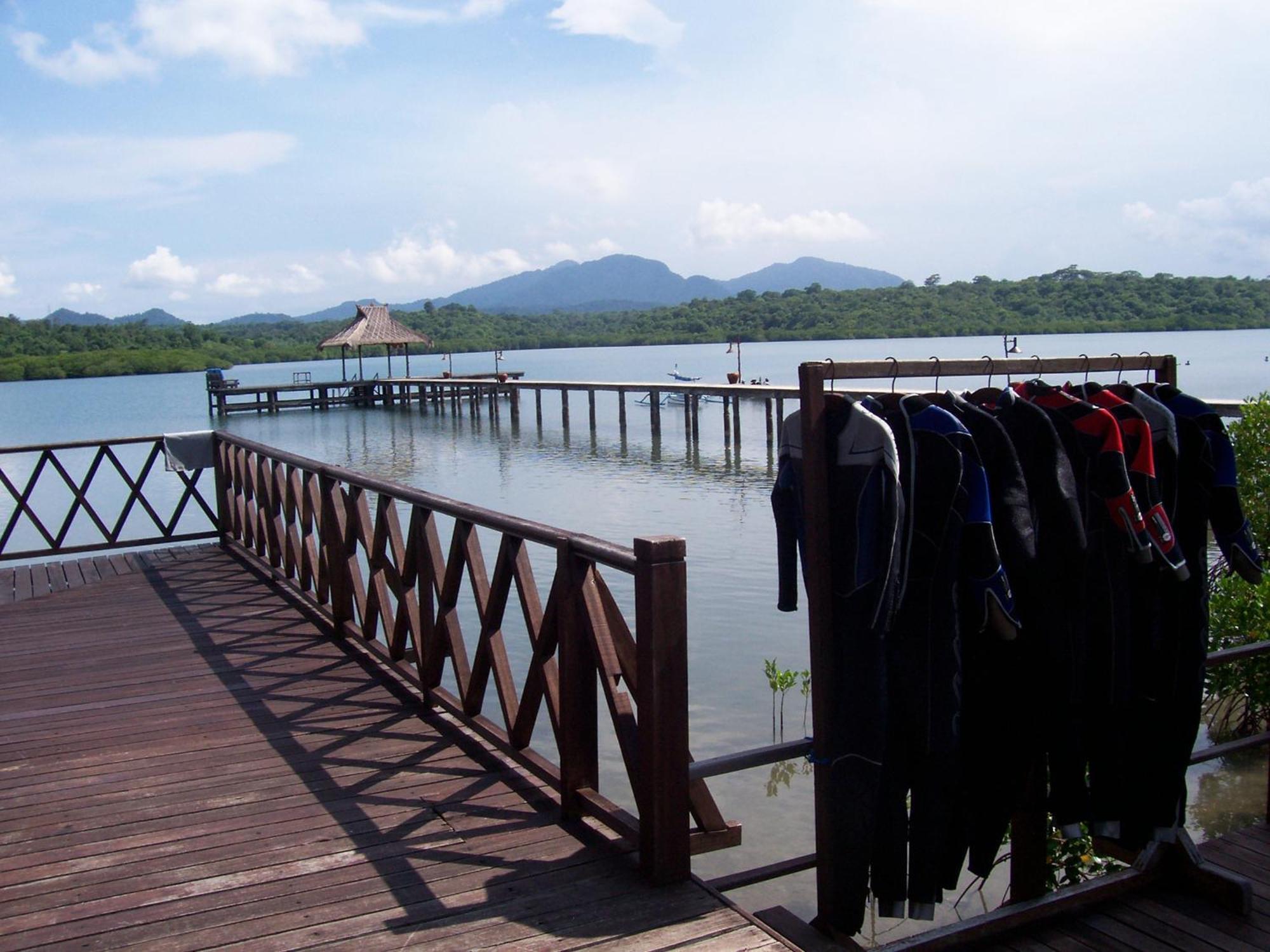 Naya Gawana Resort & Spa Banyuwedang Extérieur photo